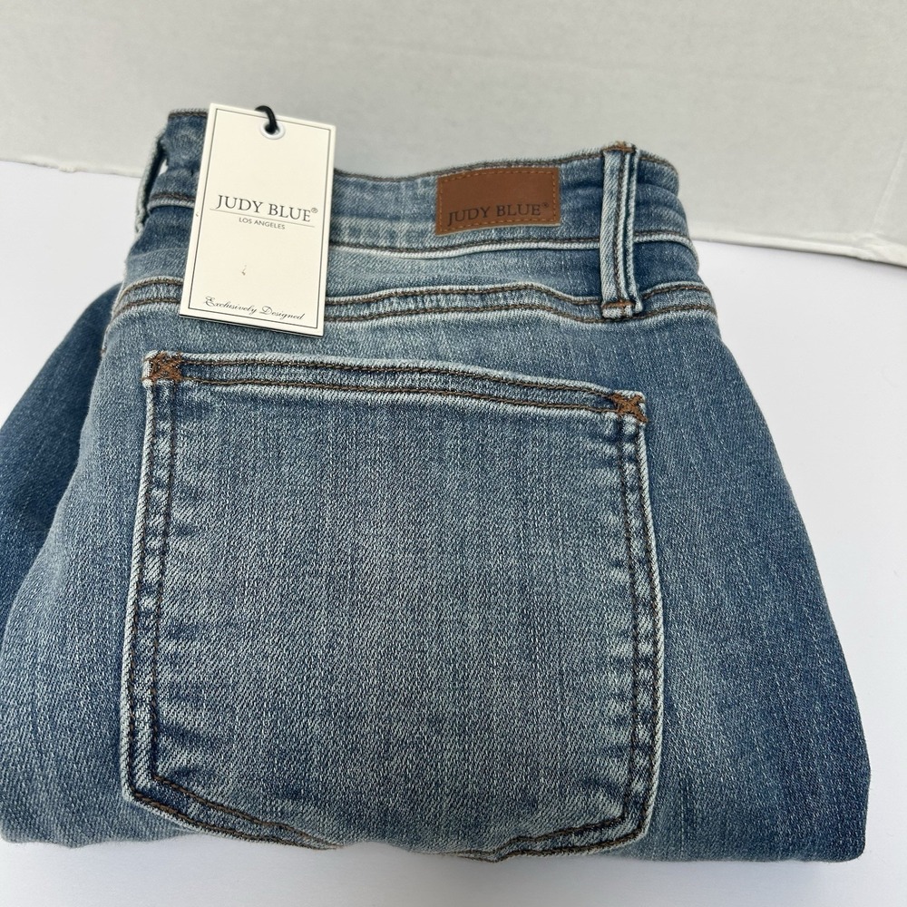 Judy Blue NWT Skinny Fit Hi-Rise Non Distressed Size 15/32 Style #82548‎
